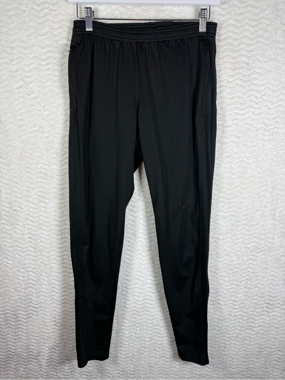 Nike Black Athletic Track Pants. Black embroidered logo 🔥🔥